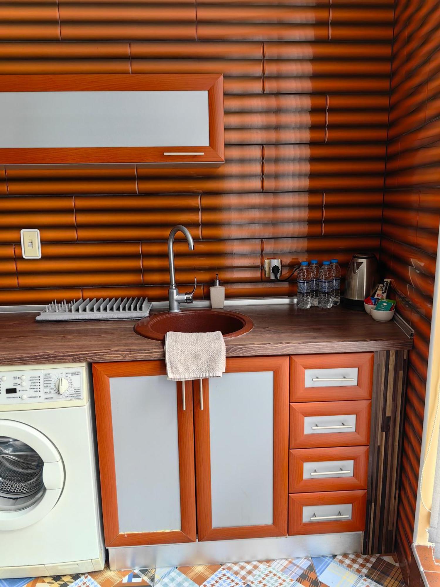2 Bedrooms Apartment. Plovdiv Eksteriør bilde