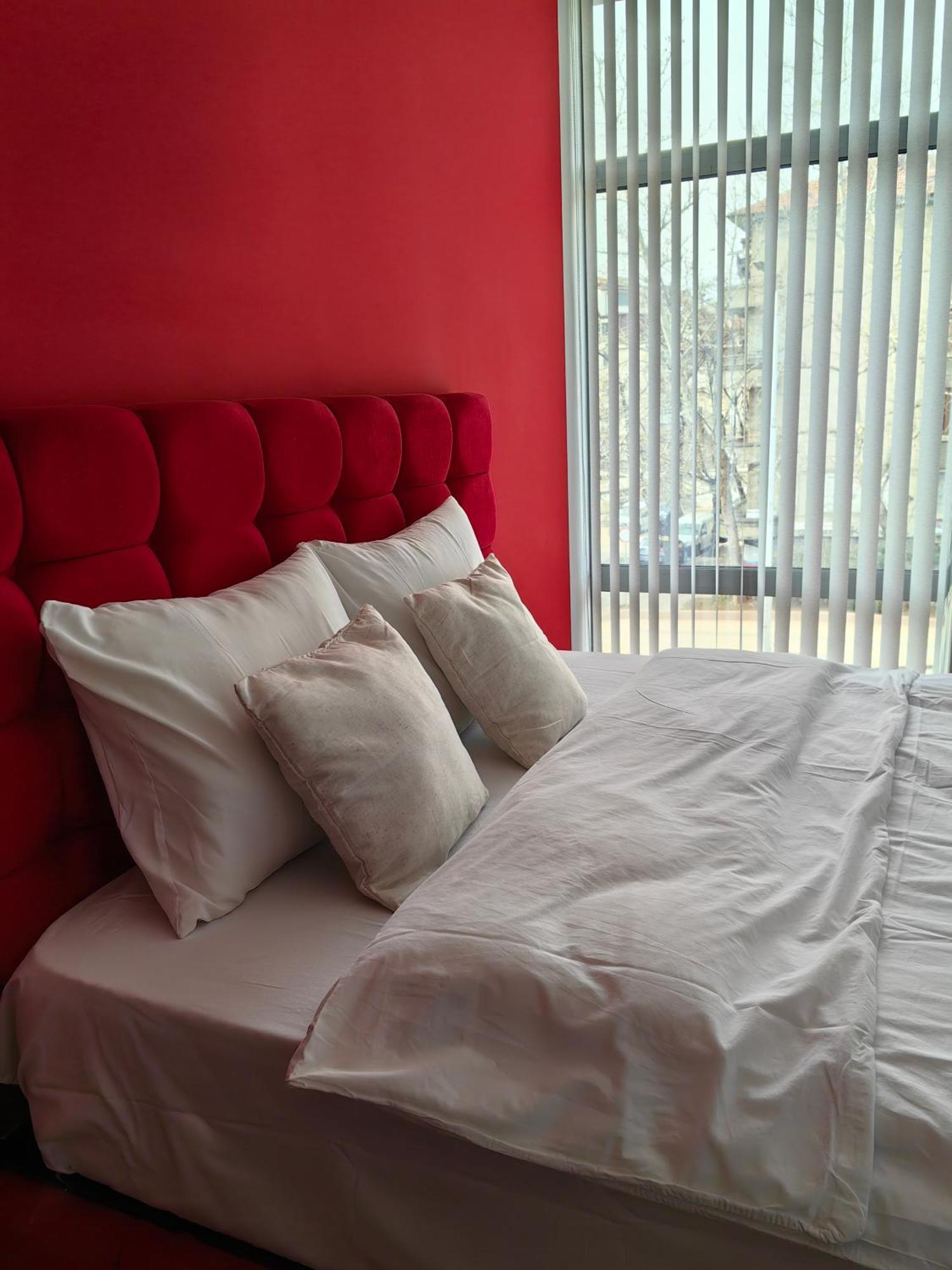 2 Bedrooms Apartment. Plovdiv Eksteriør bilde